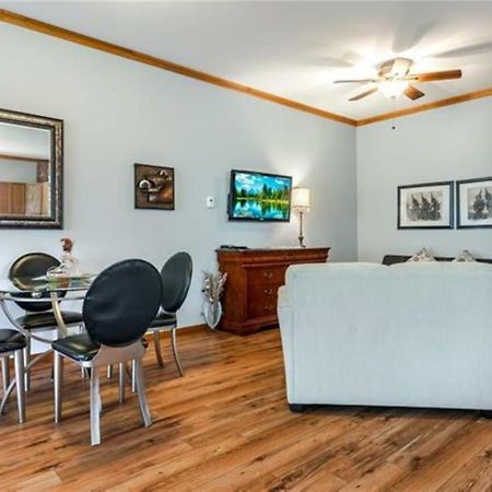 קלונה A Okanagan Lakeview Inn מראה חיצוני תמונה