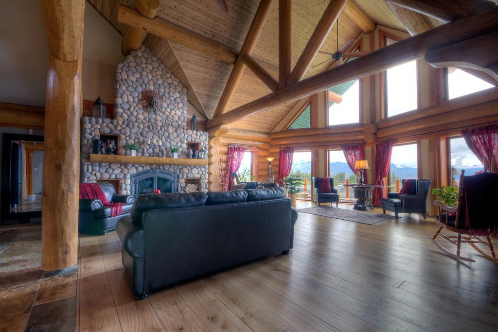 קלונה A Okanagan Lakeview Inn מראה חיצוני תמונה