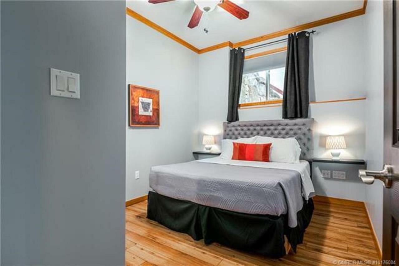 קלונה A Okanagan Lakeview Inn מראה חיצוני תמונה